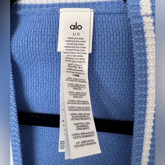 Women’s ALO Yoga Tennis Club Knit Cardigan in “Crystal Clear Blue/ White” Sz L 💙 - Picture 3 of 9